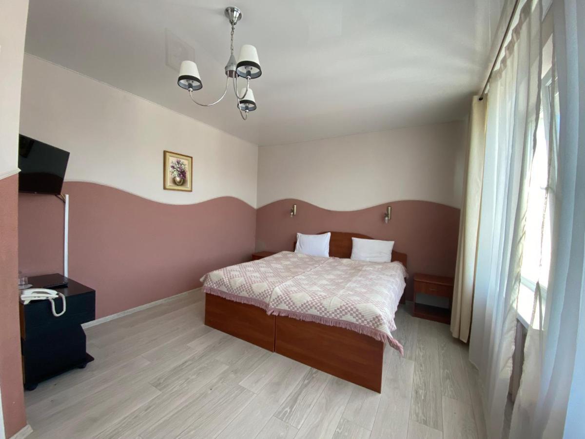 Olena Resort 布留霍维奇 外观 照片