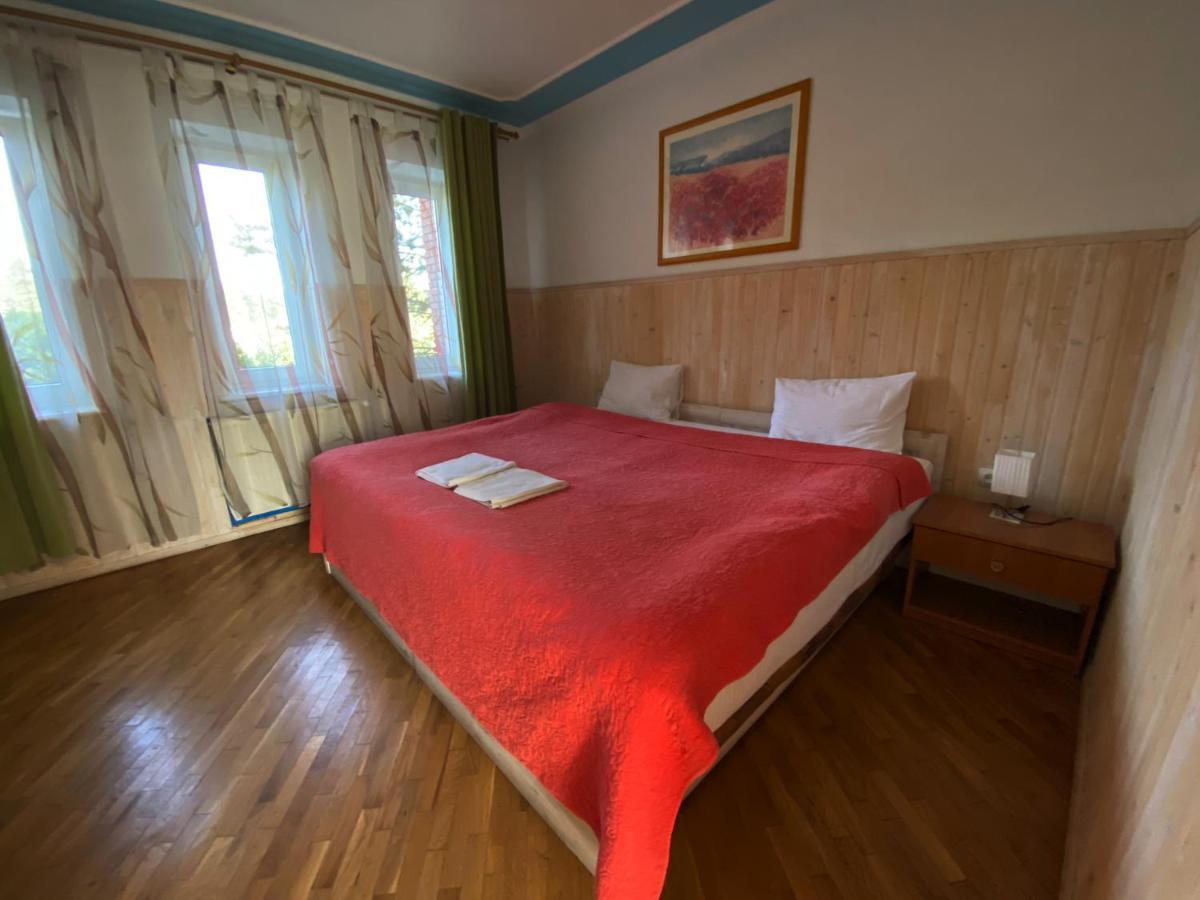 Olena Resort 布留霍维奇 外观 照片